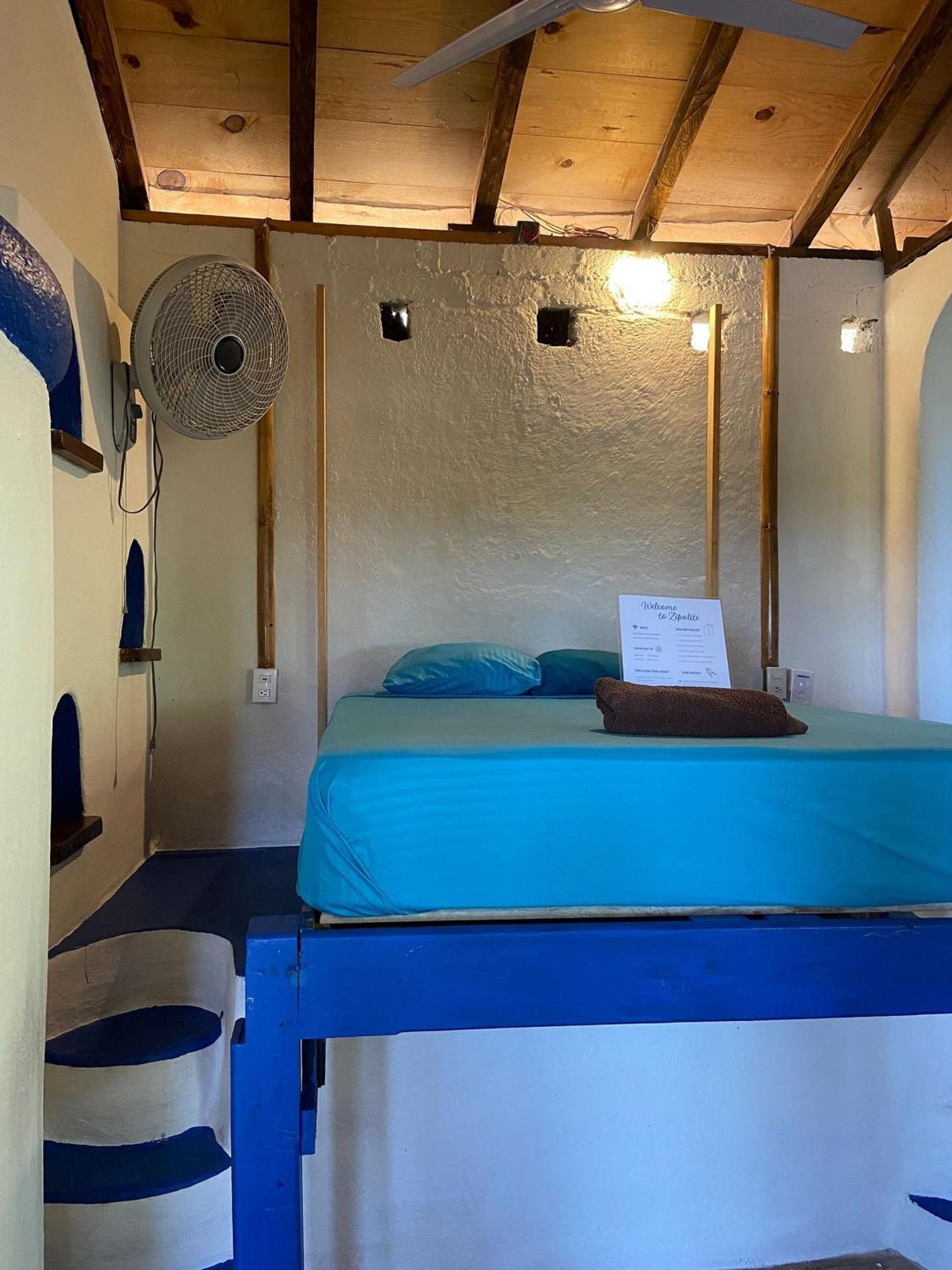 Mixtli Ecohouse, Habitaciones Sol & Luna - Starlink Internet San Pedro Pochutla Екстериор снимка